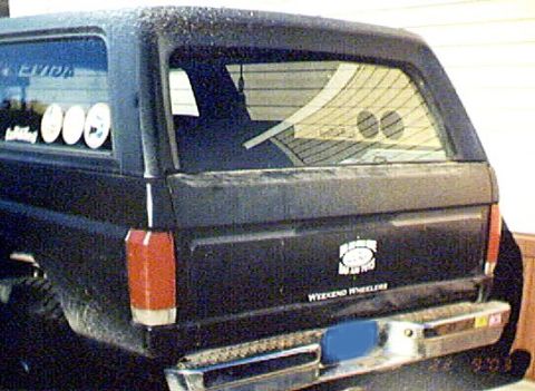 1989 Ford Bronco - Here the tailgate is done. aluminum panel has been removed and the entire tailgate has been painted black. 09/22/03