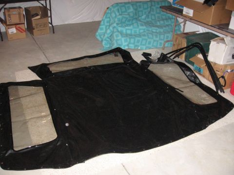 1995 Ford Bronco - The top is absolutely perfect, which is why I've delayed putting it on my truck. Originally I was going to put this top on for winter, and…