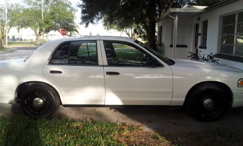 2005 Ford Crown Victoria “p71 05”