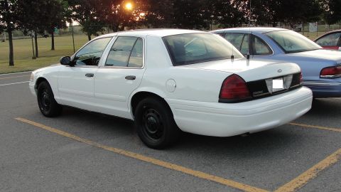 2006 Ford Crown Victoria photo