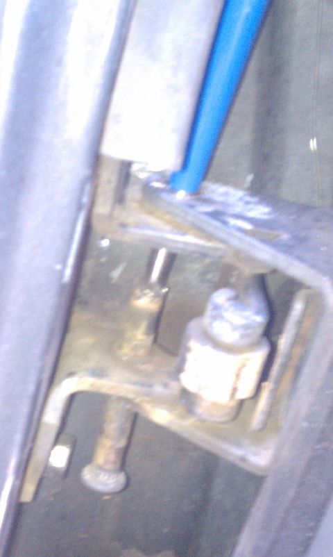 1990 Ford Bronco - Then used a log punch to hammer out the pin.