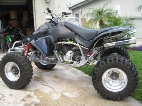 1988 Suzuki QUADRUNNER 500/LT500 photo