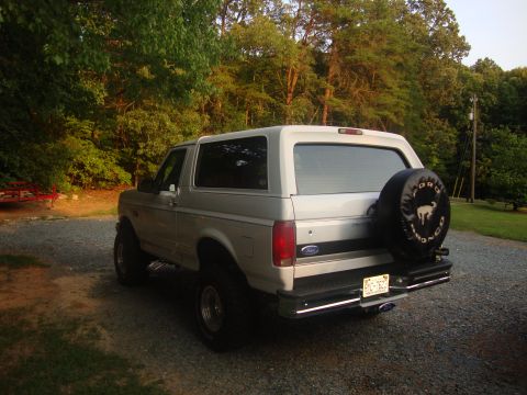 1995 Ford Bronco photo