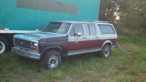 1986 Ford C-350 (Centurion Conversions) photo