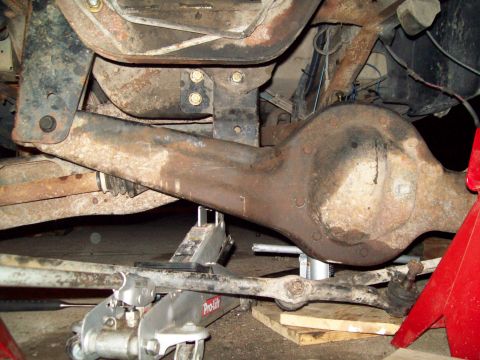 1996 Ford Bronco - a good pic of the used TTB Drop brackets installed