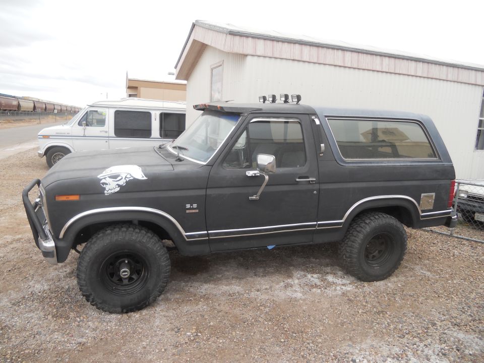 1986 Ford Bronco “Black Mamba”