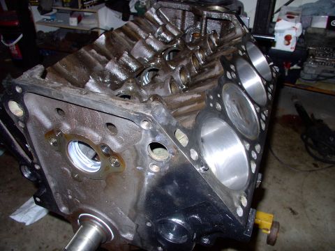 1983 Chrysler Fifth Avenue - Eight pistons in, 16 con rod nuts torqued to factory 45 ft/lbs and cam bearings lubed with assembly grease.