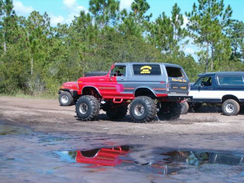 1991 Ford Bronco - A 79 Bronco that was built up. Had 44s duel T-cases, and everything else.