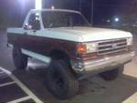 1989 Ford Bronco - This two-tone Ford F-150/Bronco features a grille consistent with the 1987-1991 model years.