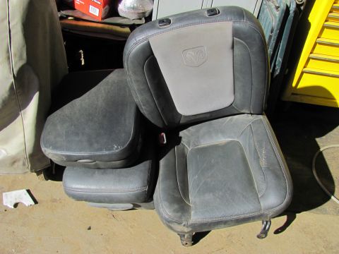 2005 Dodge 3500 photo