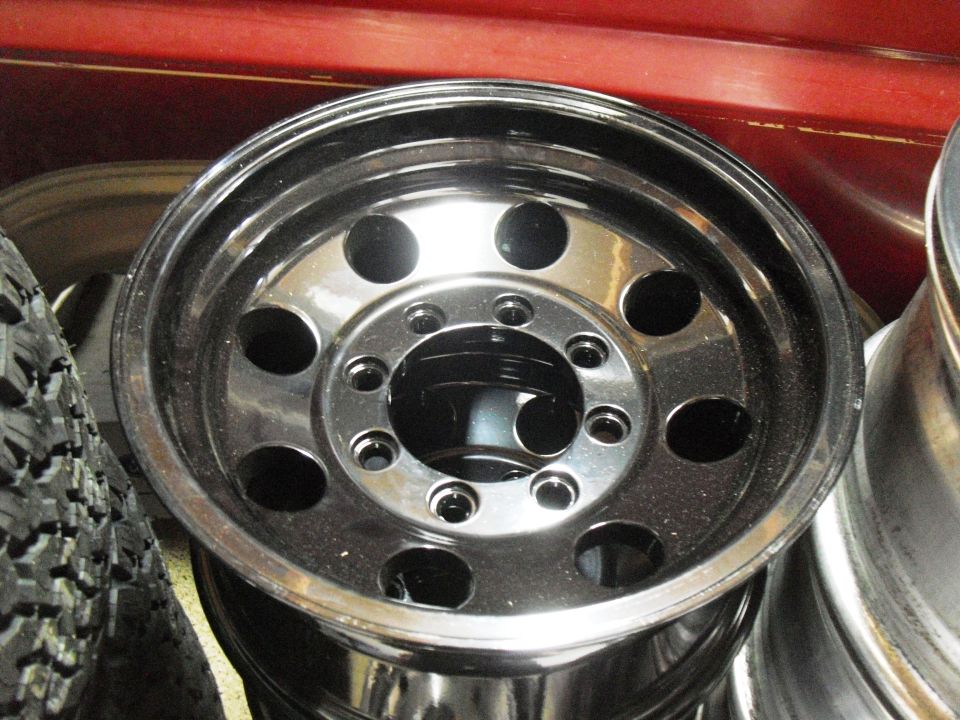 Chrome wheel rim with multiple lug nut holes