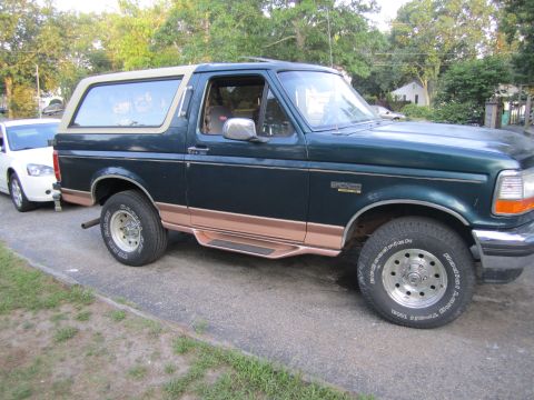 1995 Ford Bronco photo