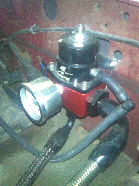 1991 Ford Bronco - Aeromotive fuel pressure regulator.