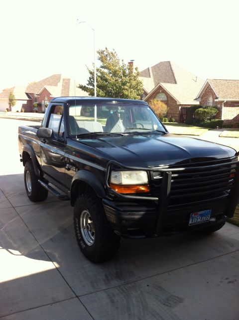 1985 Ford Bronco photo