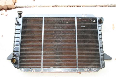 1996 Ford Bronco - This is a radiator part, not a radiator fan shroud.
