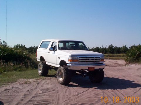 1992 Ford Bronco - Matt (JAFO) before getting covered with mud.