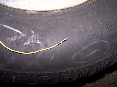 1973 Ford Bronco - Pin removed from plug.