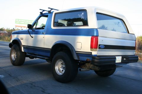 1982 Ford Bronco - This two-tone Ford Bronco appears to be from the early 1990s, not 1982 as suggested.