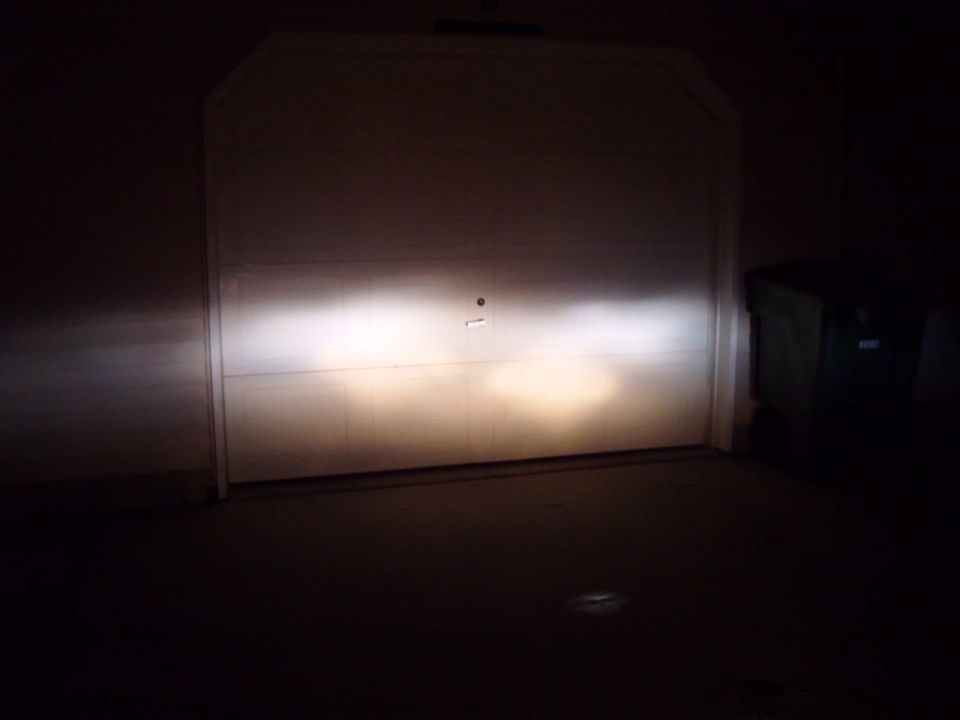 with the extra driving lights on (i have better ones in the garage too)