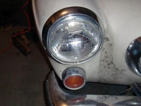 1969 Volvo P1800 - Old headlights