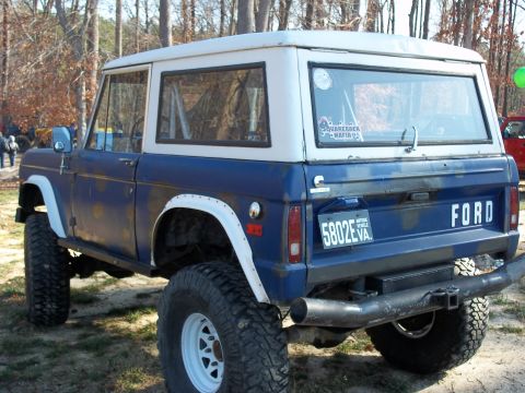 1979 Ford Bronco - This 1979 Ford Bronco features a two-tone paint scheme and is equipped for off-road use.