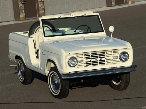 1990 Ford Bronco - First-generation Ford Bronco convertible, likely from the 1966-1977 model years.