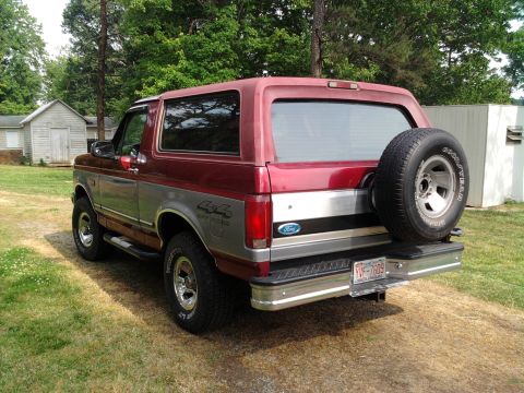 1994 Ford Bronco photo