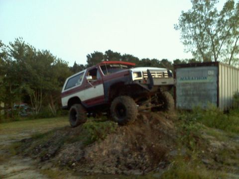 1986 Ford Bronco photo