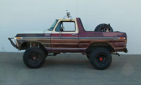 1979 Ford Bronco - my dogs really love it, and so do i