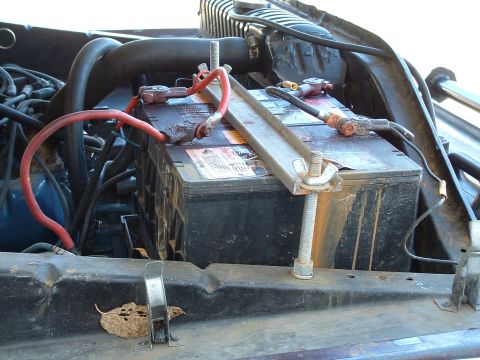 1979 Ford Bronco - still working. no isolator or solenoid