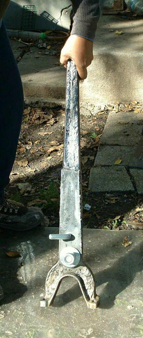 1979 Ford Bronco - not too shabby. i could grind the welds smooth, but thats alot more time than i wanted to put into this one.