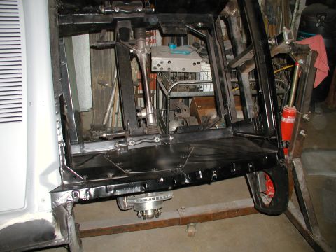 1960 Ford Ranchero - Finnished engine compartment