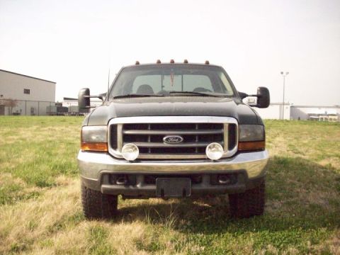 2000 Ford F-350 - This 2000 Ford F-350 truck is shown from the front, its distinctive grille and bumper.