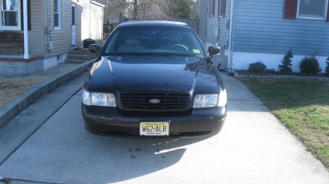 1999 Ford Crown Victoria photo