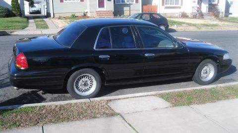 1999 Ford Crown Victoria photo