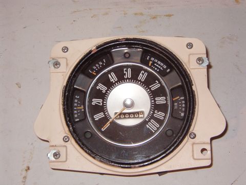 1975 Ford Bronco - I found this cluster in a truck that was about to be crushed, so it only cost a few bucks. I'm going to see how many modern instruments can…