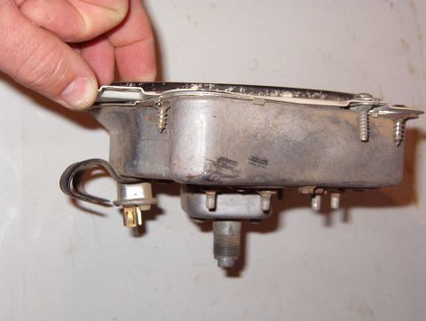 1975 Ford Bronco - There's not much depth to work with, but the steel case should make mods easy.