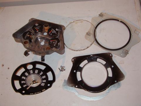 1975 Ford Bronco - Parts [url=http://www.supermotors.net/vehicles/registry/media/874262] http://www.supermotors.net/getfile/874262/thumbnail/ebbodyinstruments…