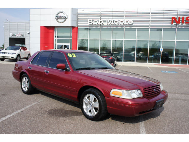 2003 Ford Crown Victoria