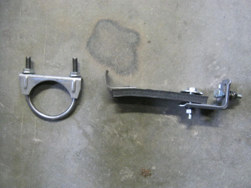 U-bolt exhaust hanger and a bracket with foam padding