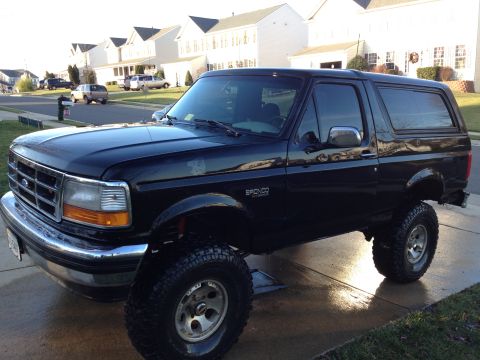1995 Ford Bronco - This 1995 Ford Bronco is shown with a lifted suspension and off-road tires.