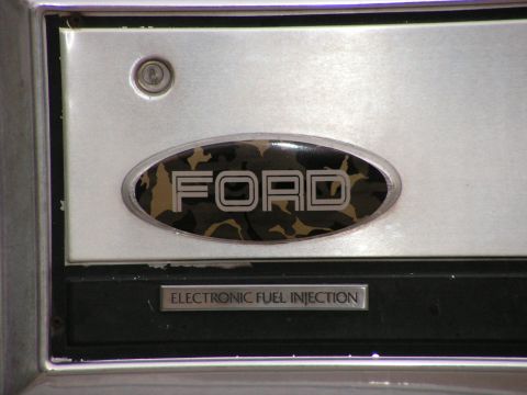 1986 Ford Bronco photo