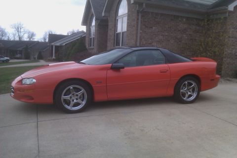 1999 Chevrolet Camaro - This 1999 Chevrolet Camaro is parked in a driveway.