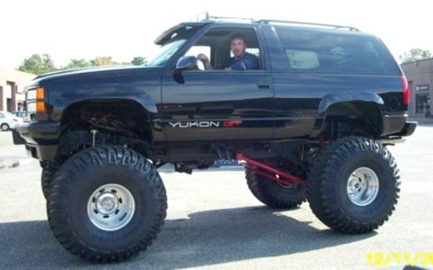 1994 Ford Bronco - Eddies 95 Yukon on 46" MT Claws