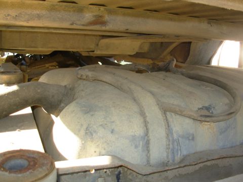 1983 Ford Bronco - Ooops! Someone left the safety clips off the fuel lines, too.