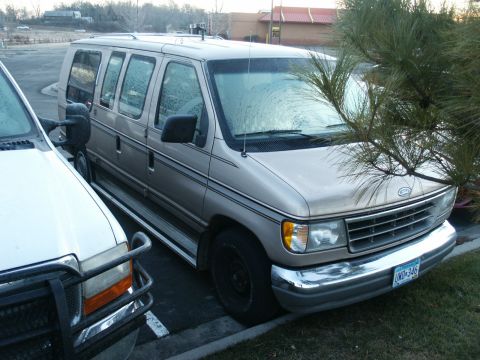 1993 Ford E150 photo