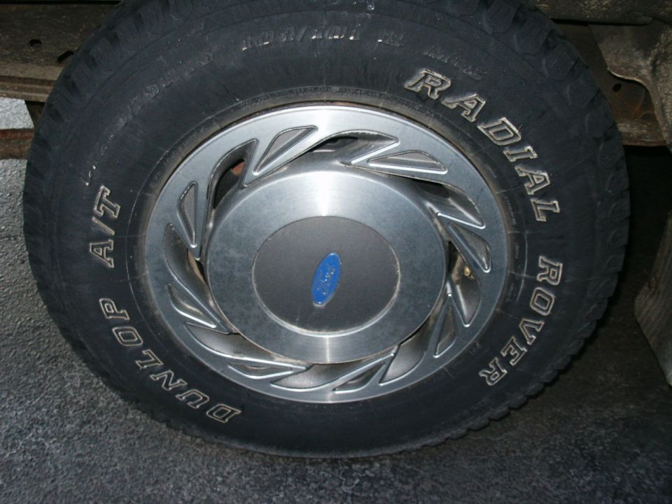 need one of these to replace one I lost.  I got 2 wheel covers in an ebay auction recently, so I have a spare one now.
