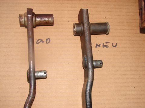 1973 Ford Ranchero - Comparison of an old and new car part, indicated by German text labels.