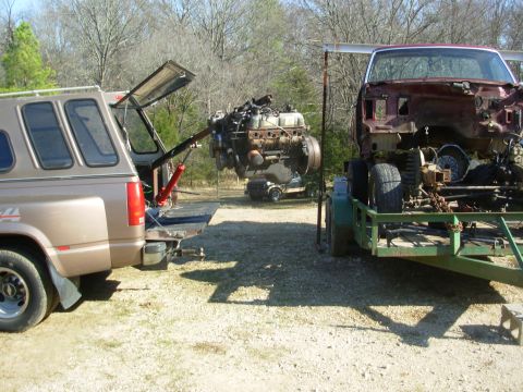 1997 Chevrolet Silverado 3500 - This boom is thinner tubing, so I expected it to fold as I was raising the engine, but it held. So did all my partial-welds, and the places…