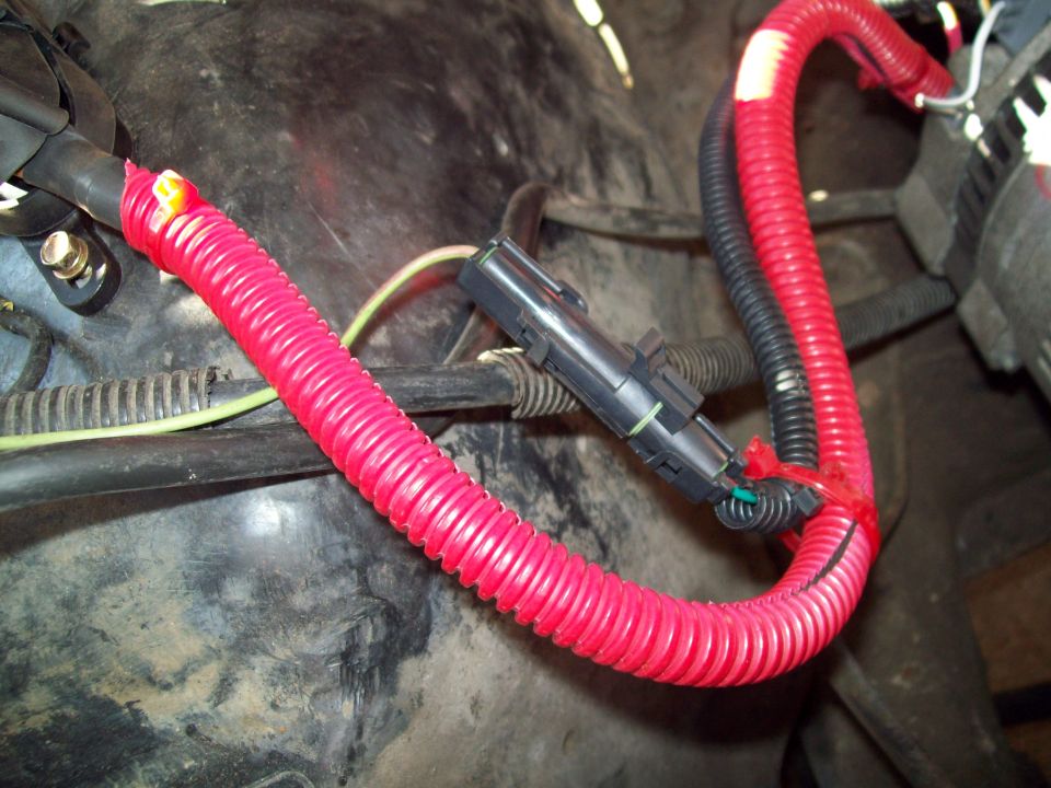 closeup of where the new alt taps into the stock harness.